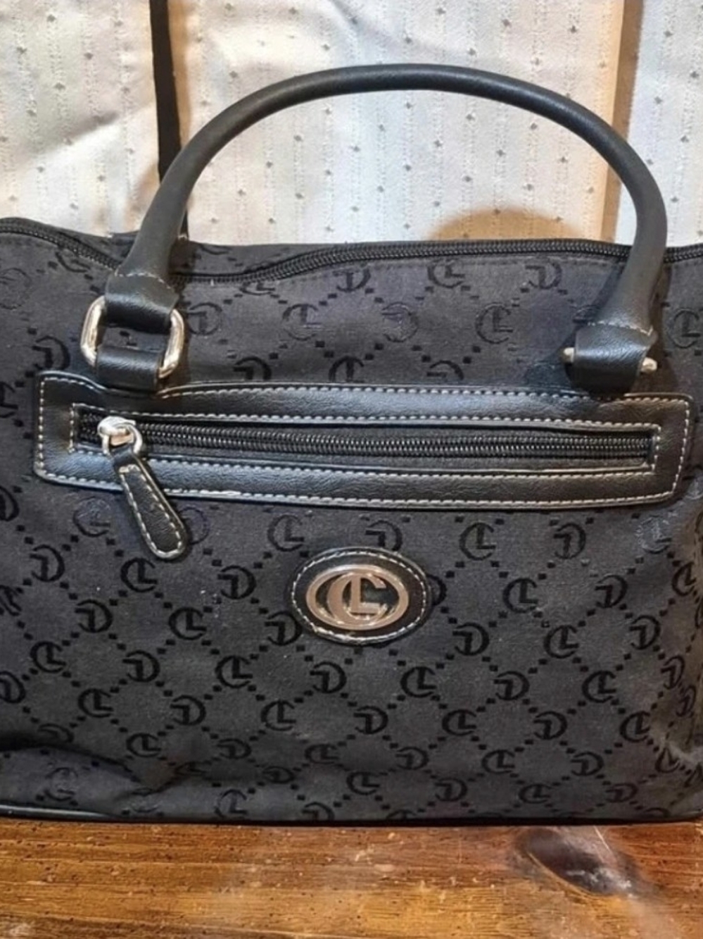 🖤 Liz Claiborne Monogram Jacquard Satchel Purse ✨